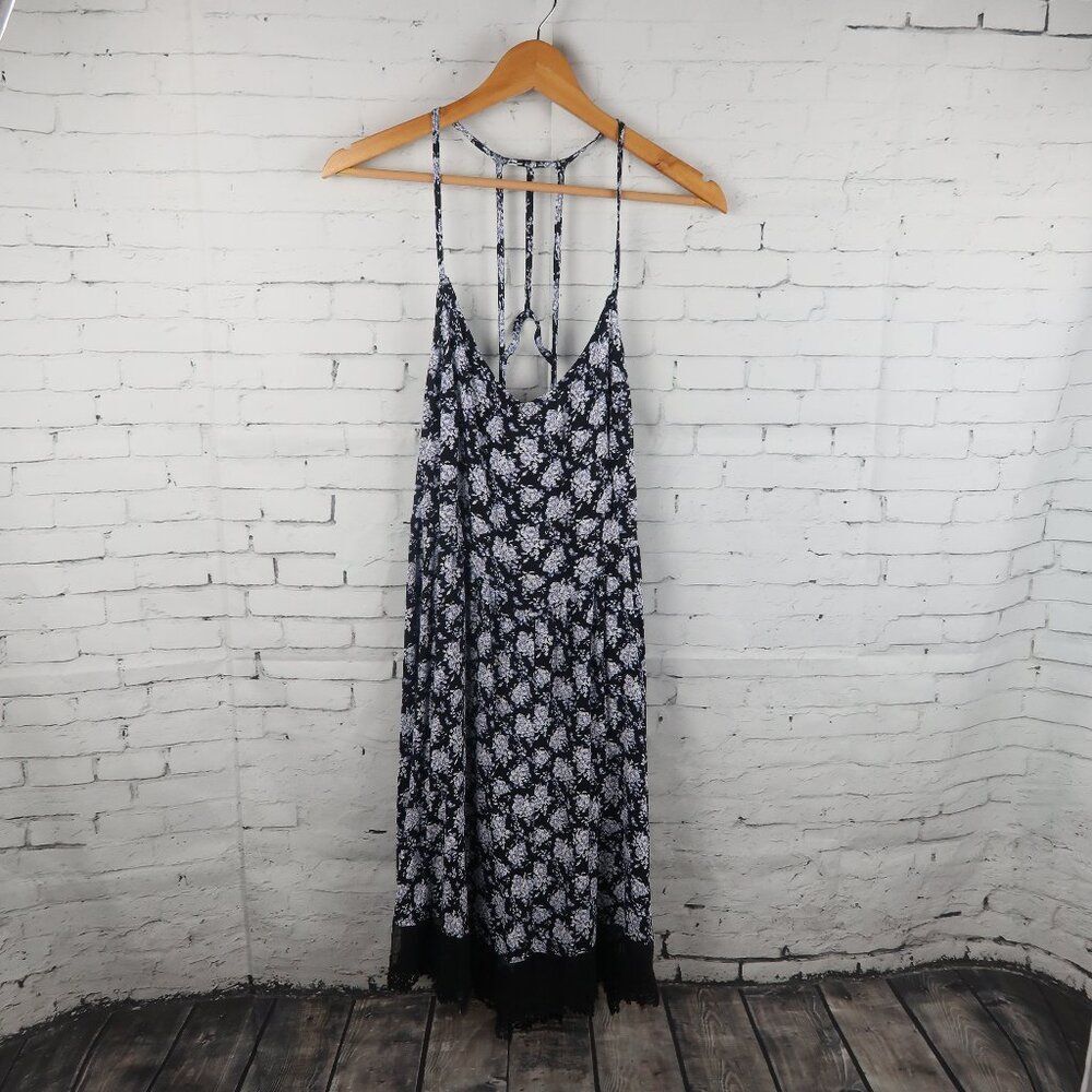 FOREVER 21 PLUS BLACK FLORAL SUMMER MID DRESS WITH LACE HEM DETAIL SIZE 1X